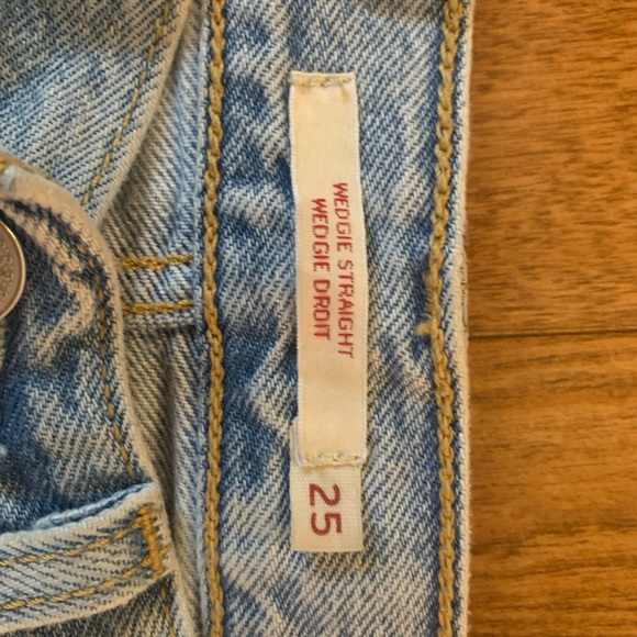 Levi’s straight leg jeans - Picture 5 of 5
